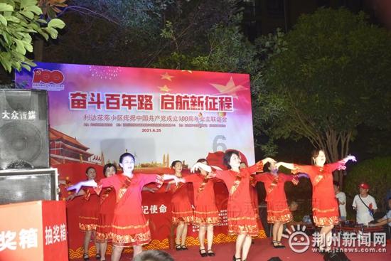 辛巴与太原老葛战火扩大?被质疑分量小品质差,三只松鼠回应